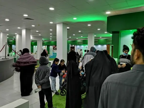 جناح وزارة البيئة بالجنادرية 33 يستقبل الزوار بفعاليات تثقيفية عن الغطاء النباتي والزراعة المائية